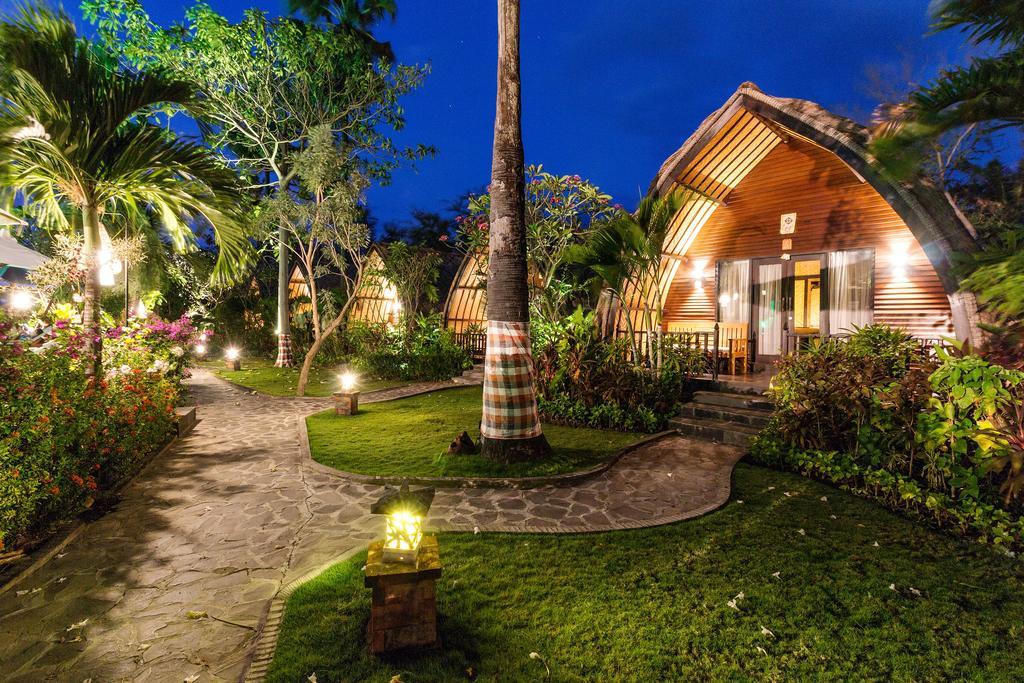 Kinaara Resort & Spa Pemuteran Esterno foto